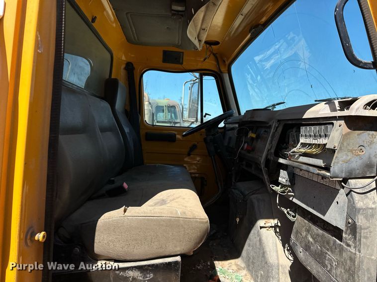 image for item EK0544 1997 International 4900  dump truck