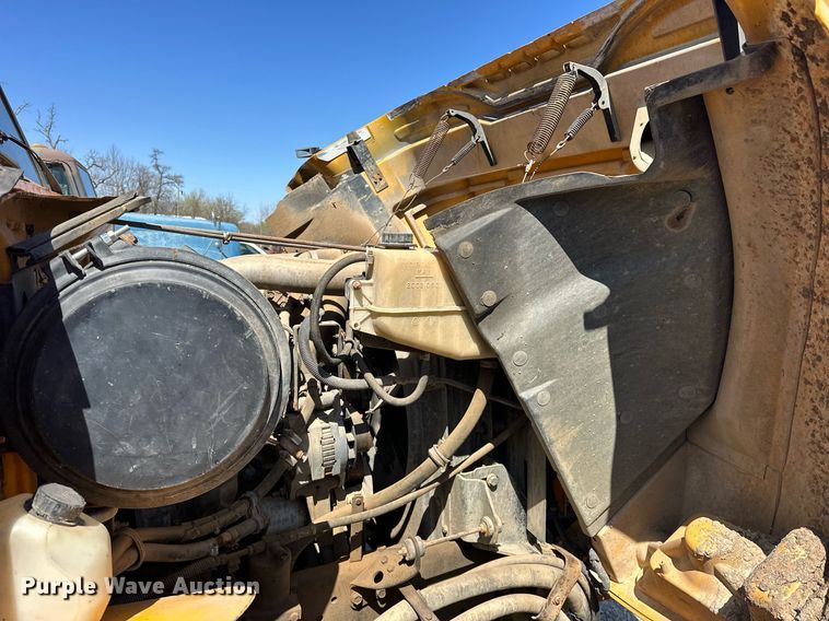 image for item EK0544 1997 International 4900  dump truck