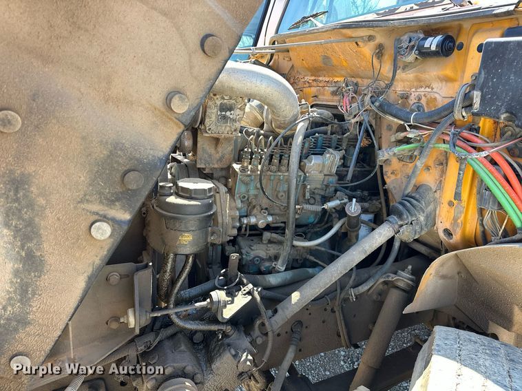 image for item EK0544 1997 International 4900  dump truck