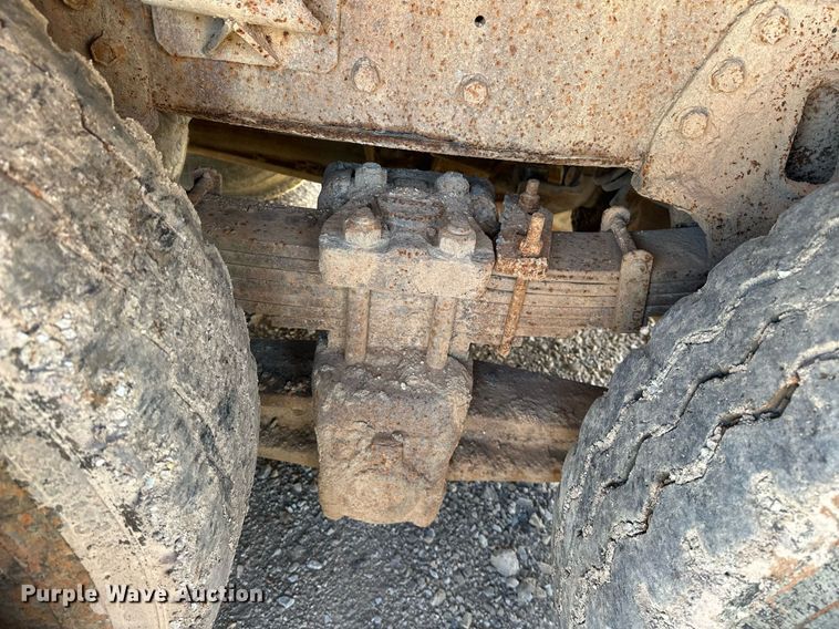 image for item EK0544 1997 International 4900  dump truck