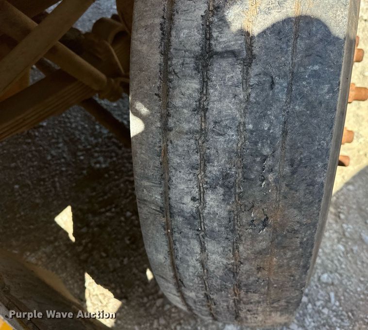 image for item EK0544 1997 International 4900  dump truck