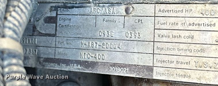 image for item EK0545 2001 Freightliner FLD 120 glider kit semi truck