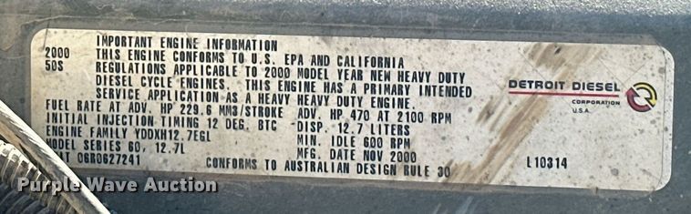 image for item EK0546 2000 Freightliner FLD 120 semi truck