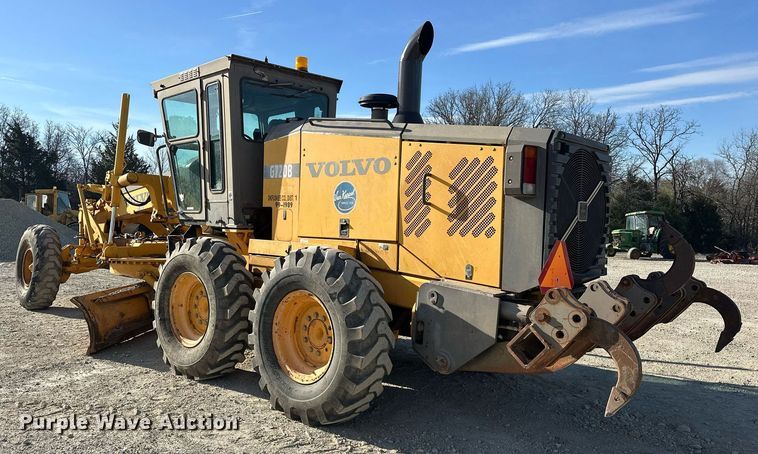 image for item EK0547 2005 Volvo G720B motor grader