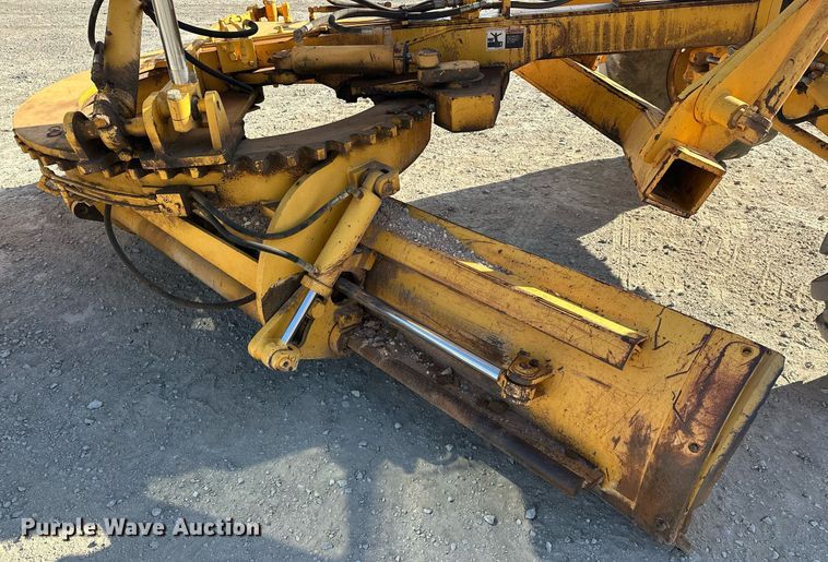 image for item EK0547 2005 Volvo G720B motor grader