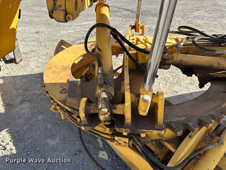 image for item EK0547 2005 Volvo G720B motor grader