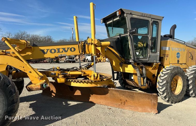 image for item EK0547 2005 Volvo G720B motor grader