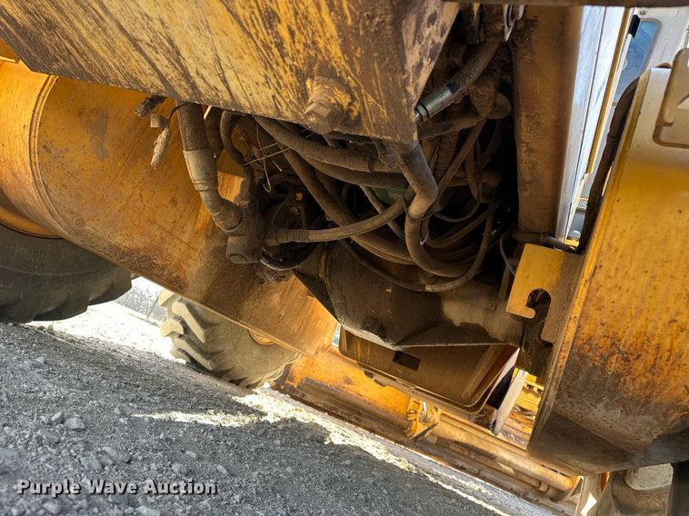 image for item EK0547 2005 Volvo G720B motor grader