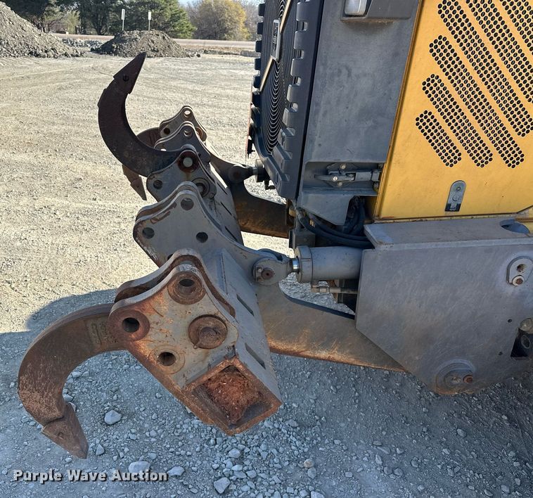 image for item EK0547 2005 Volvo G720B motor grader