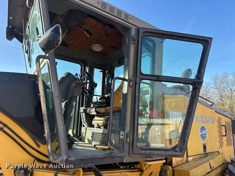 image for item EK0547 2005 Volvo G720B motor grader