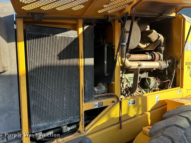 image for item EK0547 2005 Volvo G720B motor grader