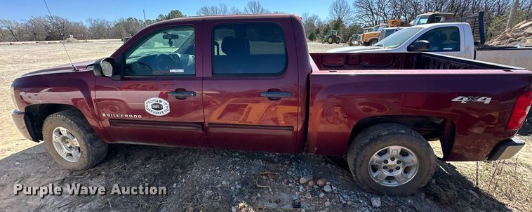 image for item EK0549 2009 Chevrolet Silverado 1500 Crew Cab pickup truck