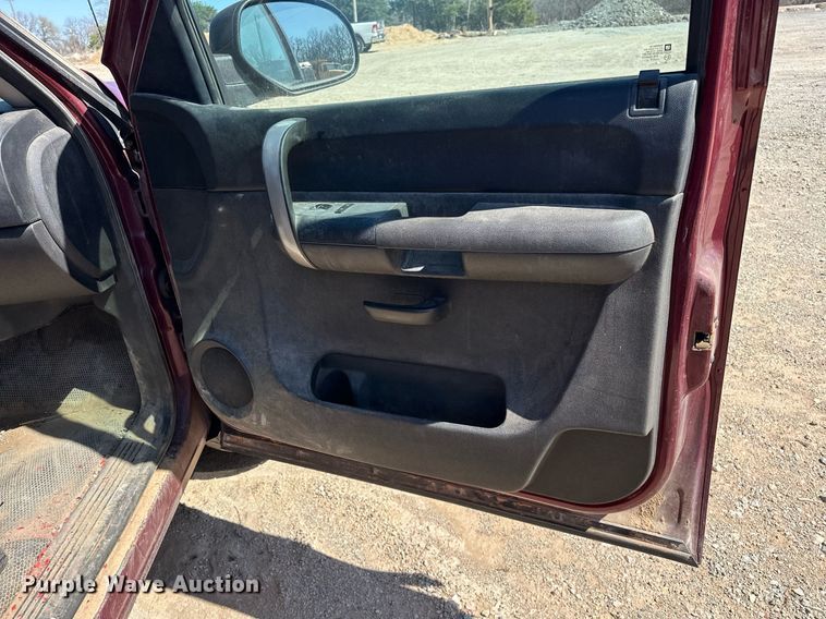 image for item EK0549 2009 Chevrolet Silverado 1500 Crew Cab pickup truck