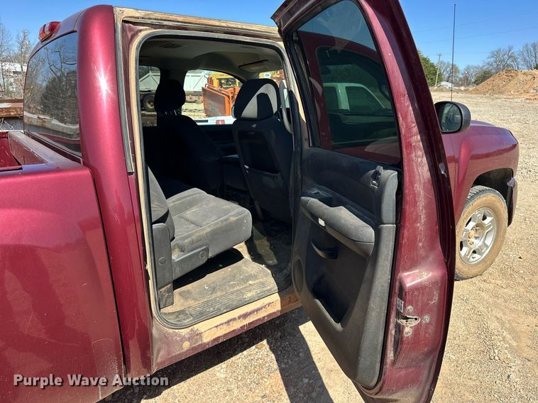 image for item EK0549 2009 Chevrolet Silverado 1500 Crew Cab pickup truck