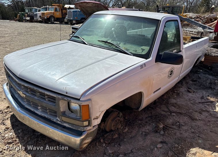 image for item EK0550 1998 Chevrolet C1500 pickup truck