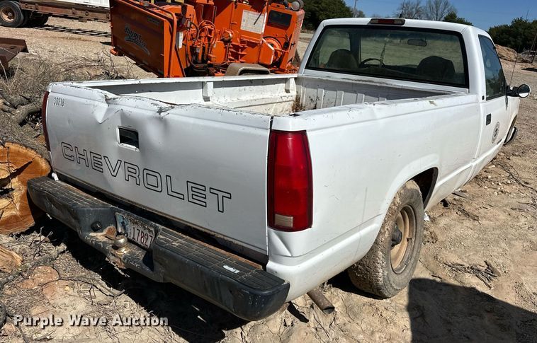 image for item EK0550 1998 Chevrolet C1500 pickup truck