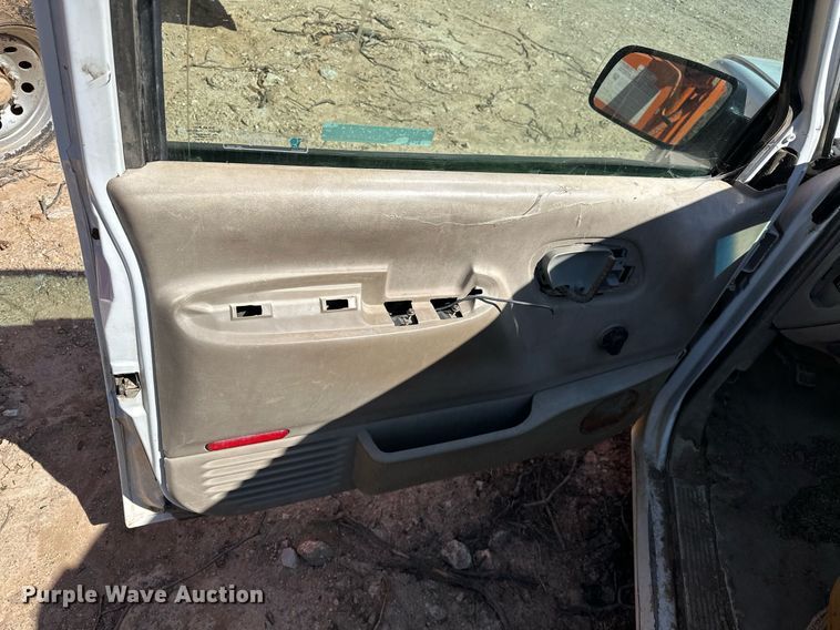 image for item EK0550 1998 Chevrolet C1500 pickup truck