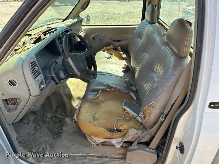 image for item EK0550 1998 Chevrolet C1500 pickup truck