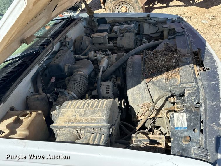 image for item EK0550 1998 Chevrolet C1500 pickup truck