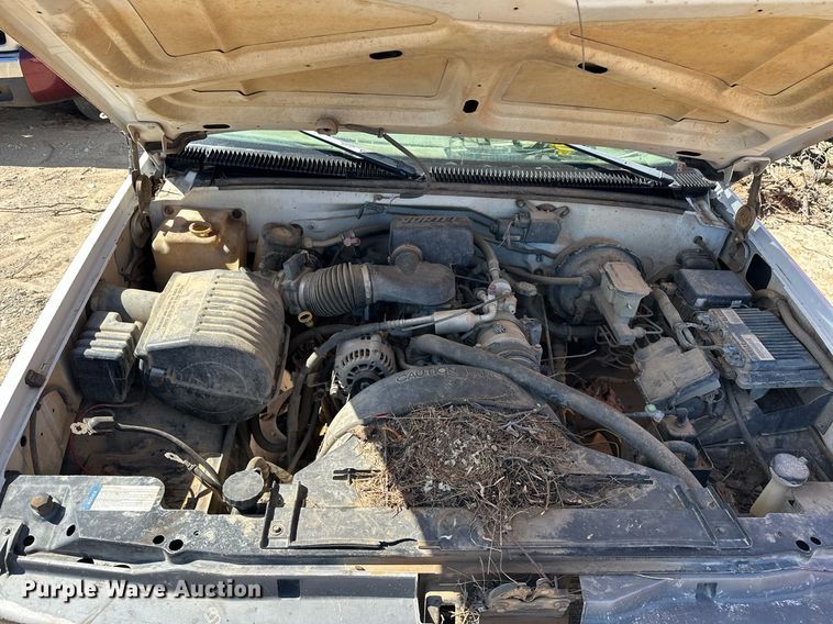 image for item EK0550 1998 Chevrolet C1500 pickup truck