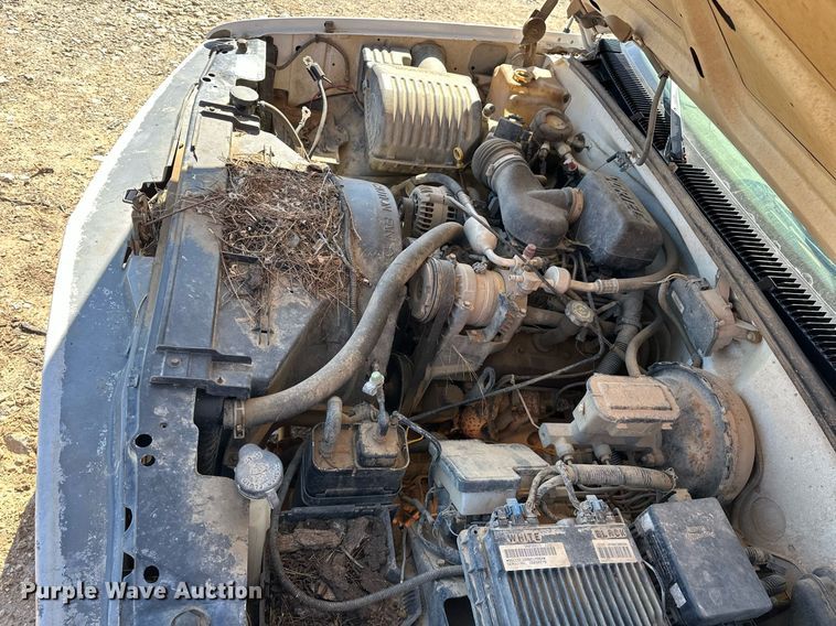 image for item EK0550 1998 Chevrolet C1500 pickup truck