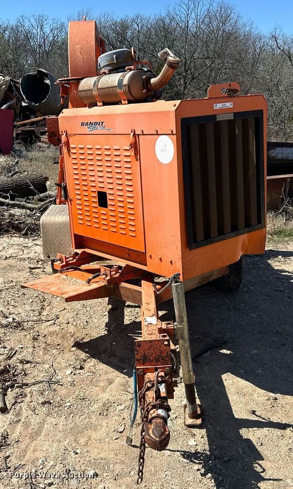 image for item EK0551 2006 Bandit 150 wood chipper