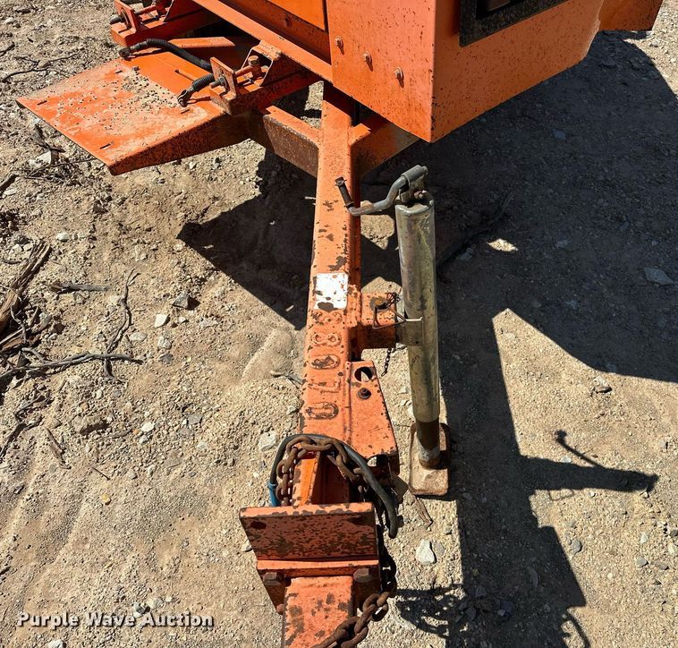 image for item EK0551 2006 Bandit 150 wood chipper