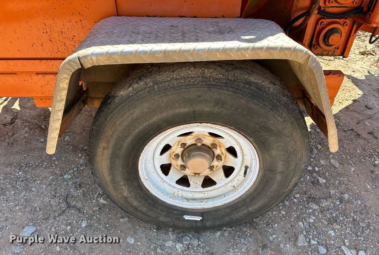 image for item EK0551 2006 Bandit 150 wood chipper