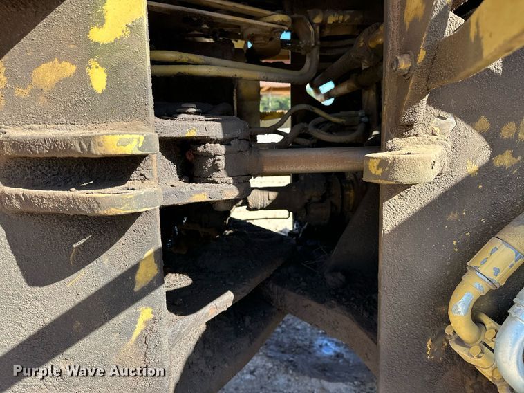 image for item EK0552 International  H65-C wheel loader