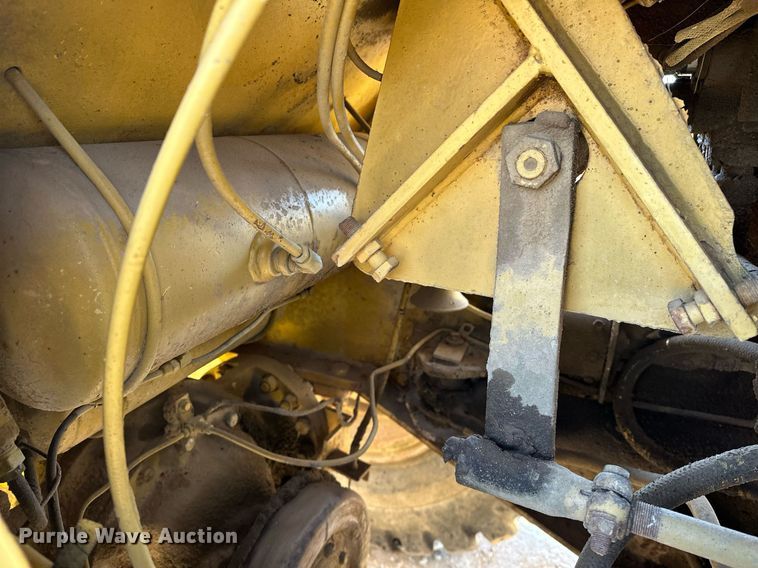 image for item EK0552 International  H65-C wheel loader