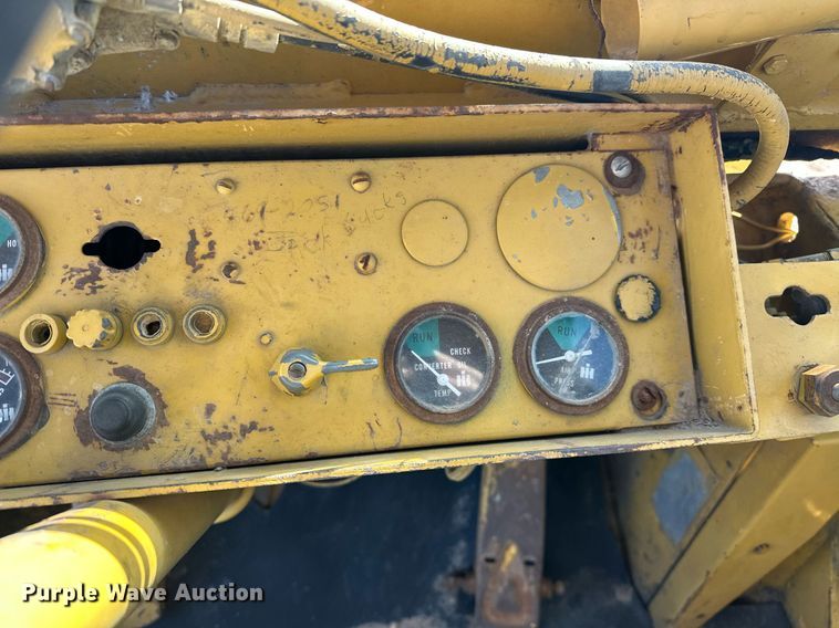 image for item EK0552 International  H65-C wheel loader