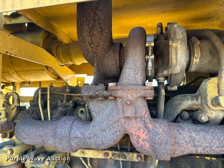 image for item EK0552 International  H65-C wheel loader