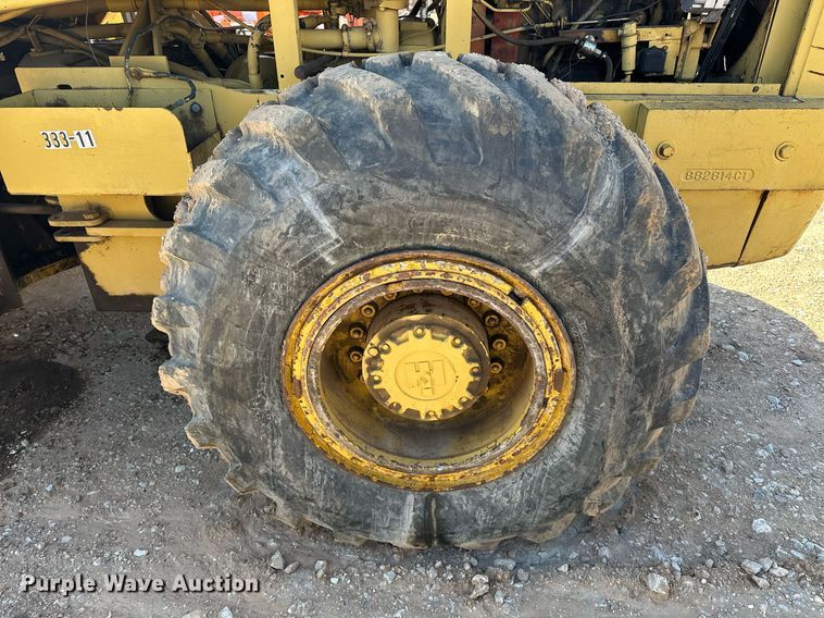 image for item EK0552 International  H65-C wheel loader