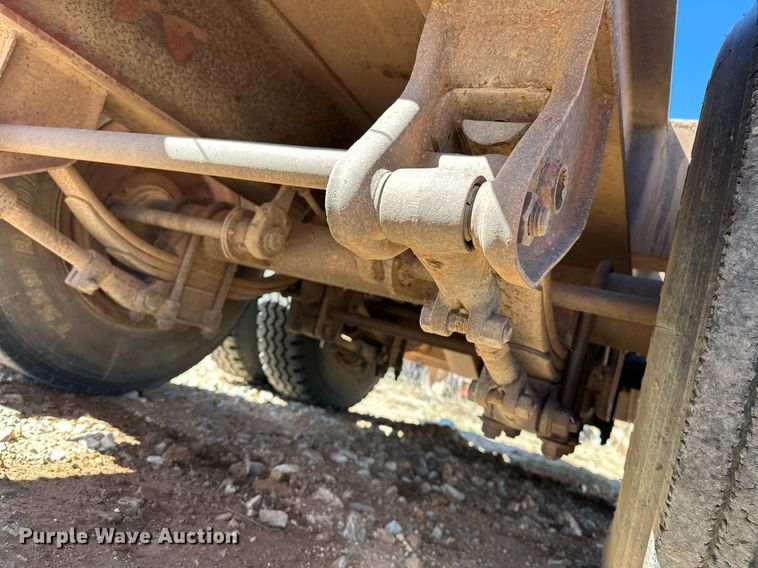 image for item EK0553 1981 Atoka 18DE Drop deck equipment trailer