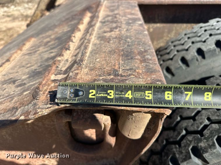 image for item EK0553 1981 Atoka 18DE Drop deck equipment trailer