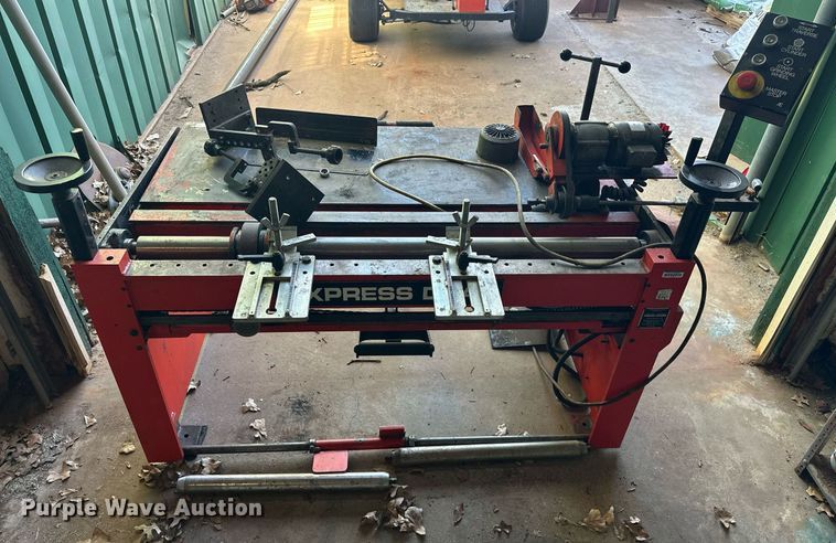 image for item EK0597 Atterton & Ellis LTD Express Dual reel blade sharpener