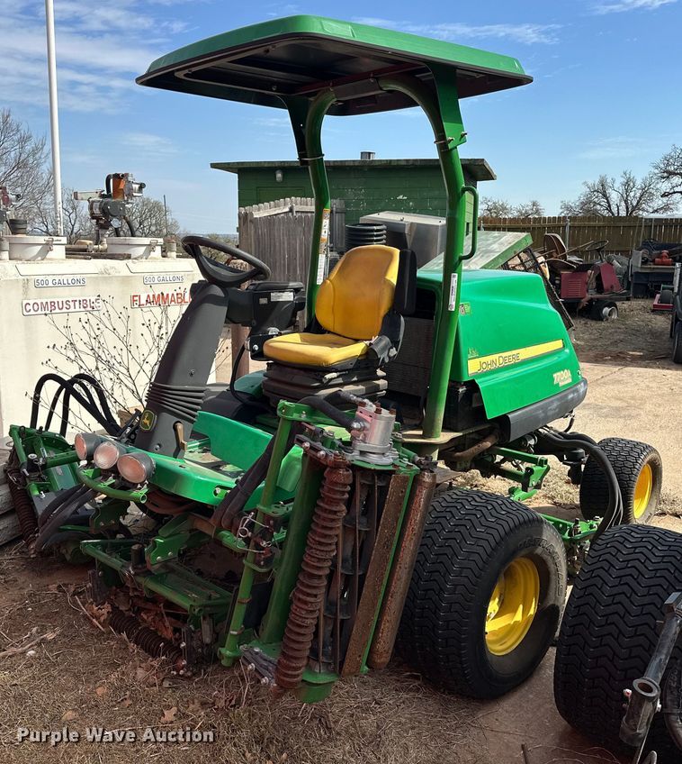 image for item EK0600 2018 John Deere 7700A reel mower