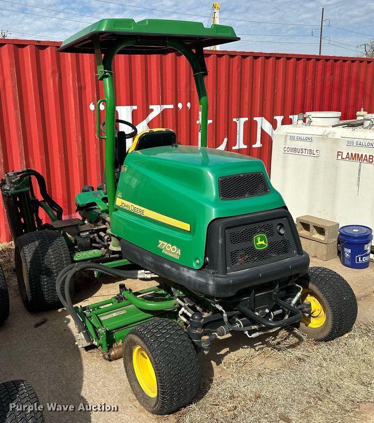 image for item EK0600 2018 John Deere 7700A reel mower