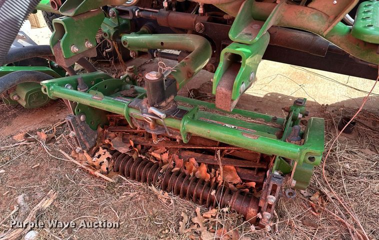 image for item EK0600 2018 John Deere 7700A reel mower