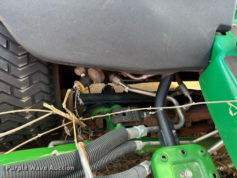 image for item EK0600 2018 John Deere 7700A reel mower