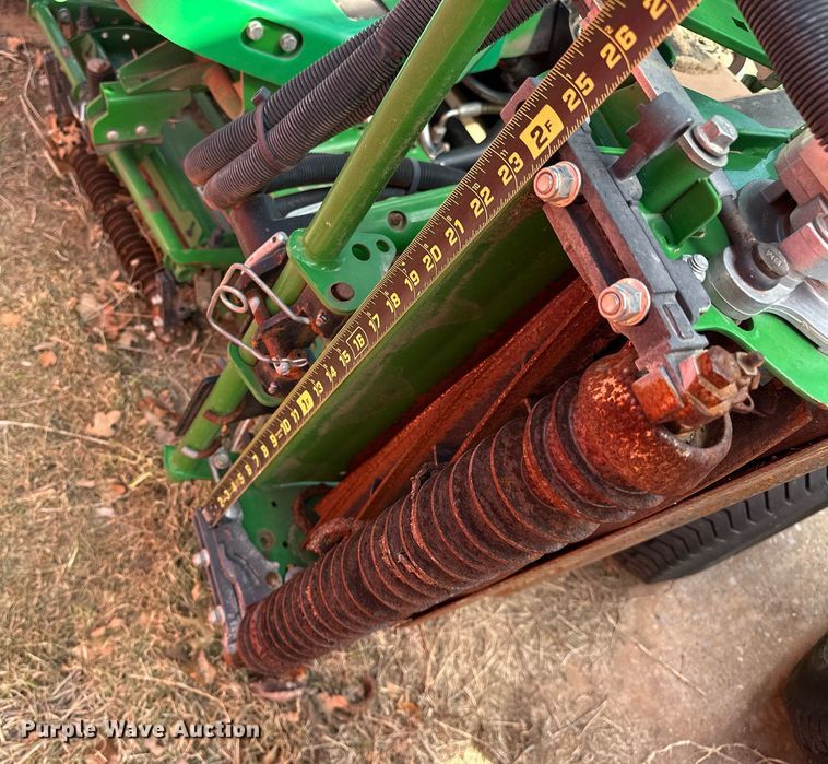 image for item EK0600 2018 John Deere 7700A reel mower