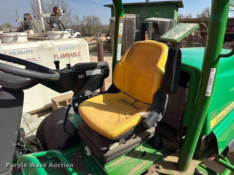 image for item EK0600 2018 John Deere 7700A reel mower