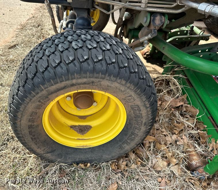 image for item EK0600 2018 John Deere 7700A reel mower