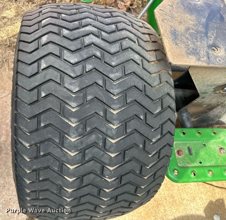 image for item EK0600 2018 John Deere 7700A reel mower