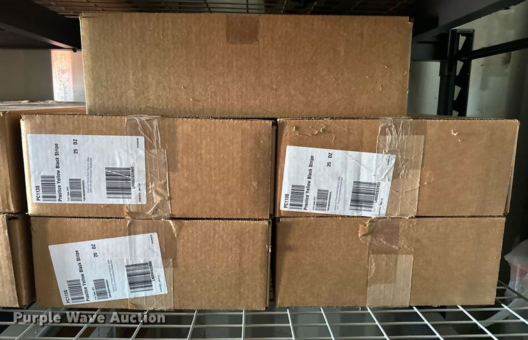 image for item EK0611 (19) boxes of practice golf balls