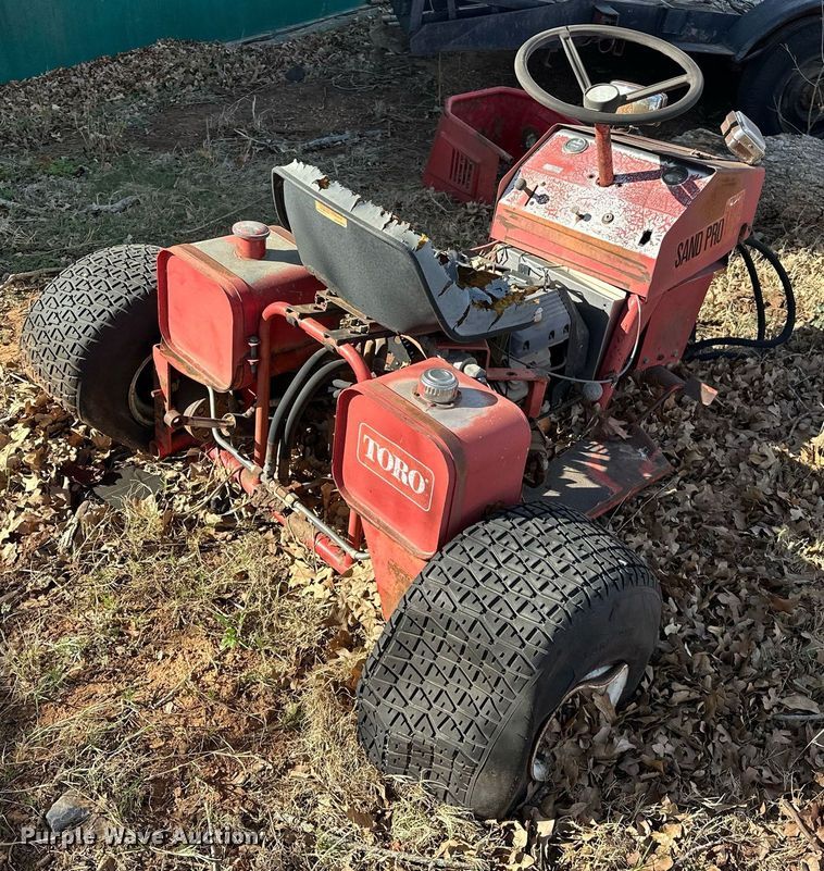 image for item EK0615 Toro Sand Pro 14 bunker rake