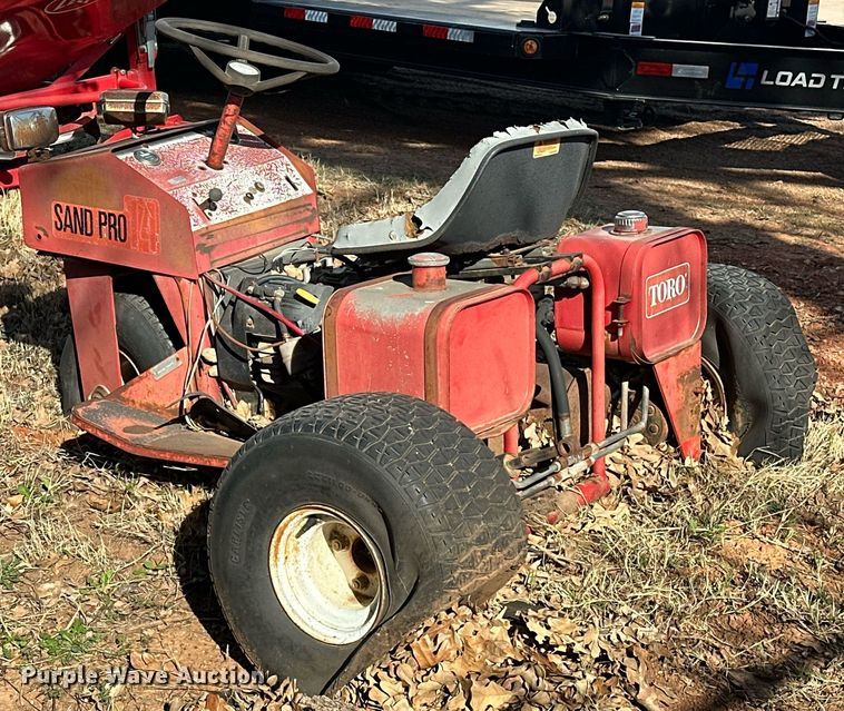 image for item EK0615 Toro Sand Pro 14 bunker rake