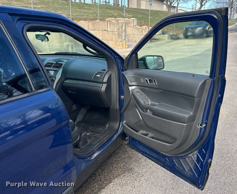 image for item EK2763 2015 Ford Explorer Police Interceptor SUV