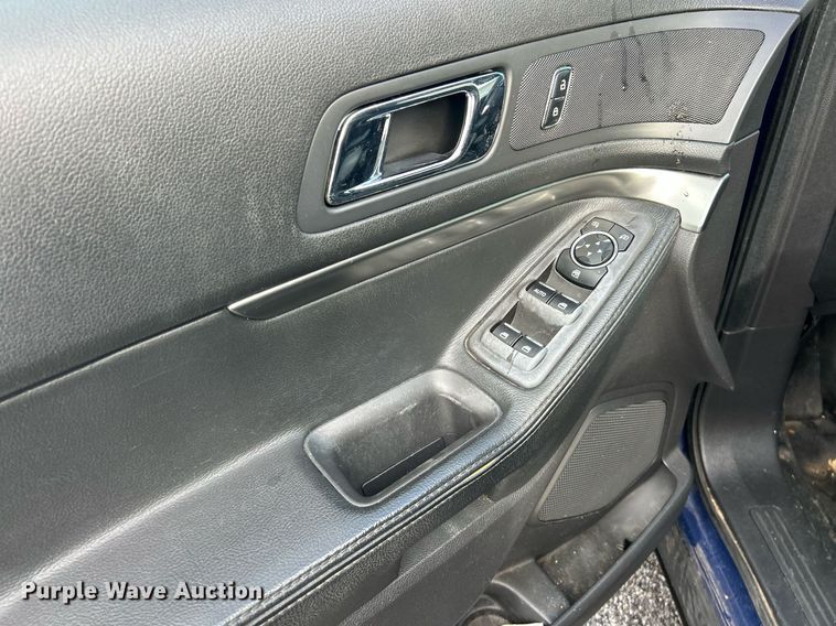 image for item EK2764 2015 Ford Explorer Police Interceptor SUV