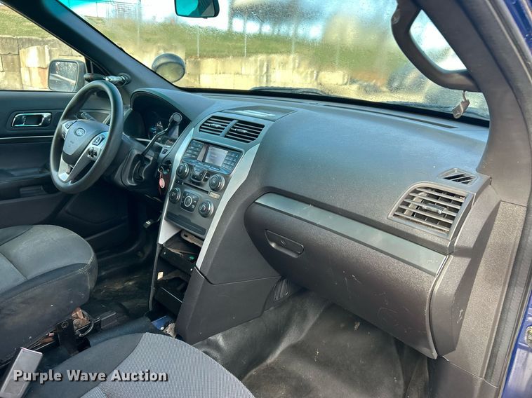 image for item EK2764 2015 Ford Explorer Police Interceptor SUV